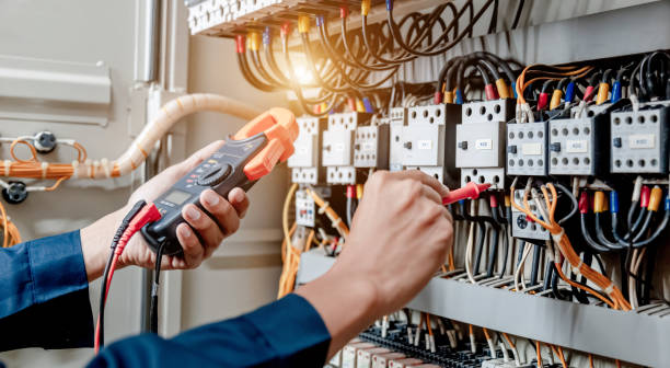 Best Electrician Near Me  in Clarence, IA